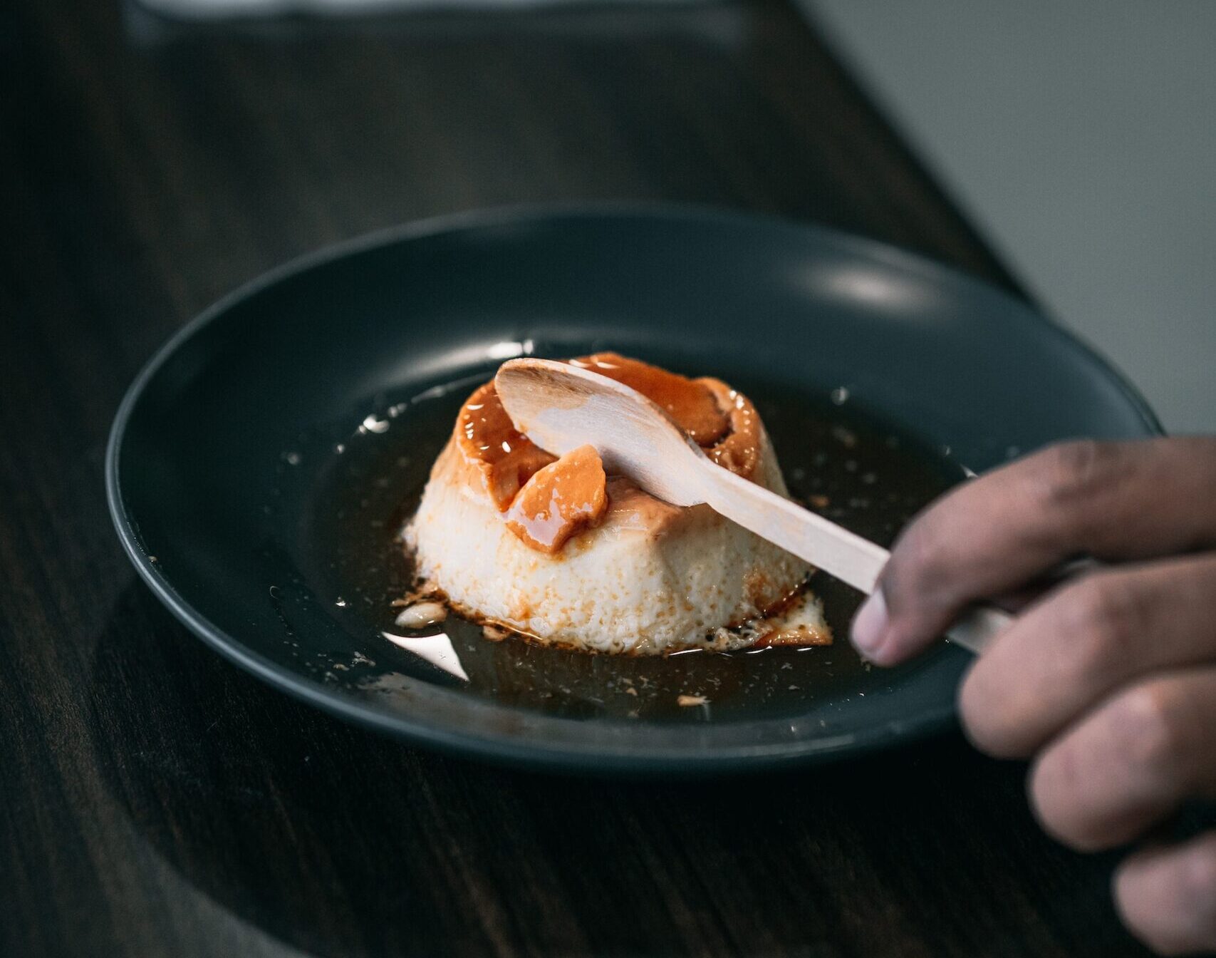 Crème bavaroise caramel preparation et recette facile dessert délicieux creme pâtissière